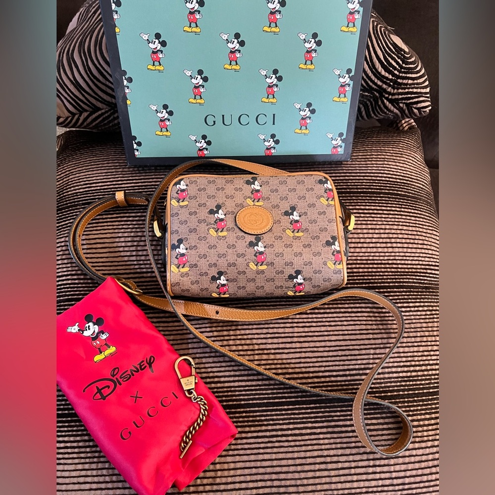 GUCCI X DISNEY Mini Vintage GG Supreme Monogram Mickey Mouse Shoulder Bag